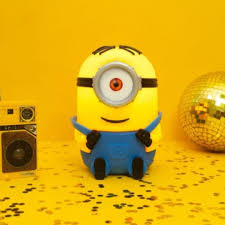 Luminária Minion Stuart